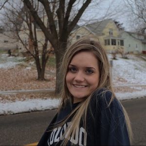 Meet your Posher, Anna